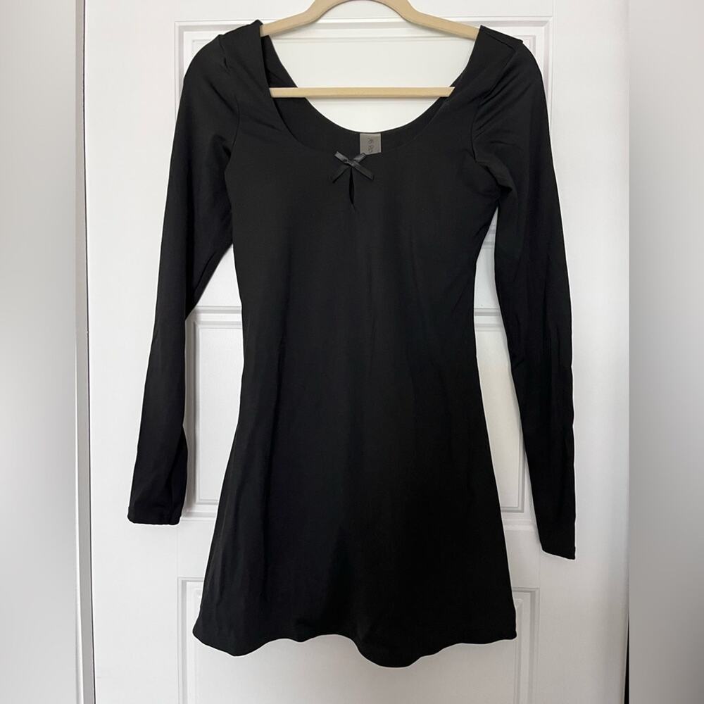 As Revival Black Long Sleeve Athleisure Dress Size S Built-In Shorts Tenniscore